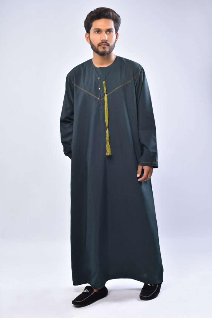 Emirati Thobe