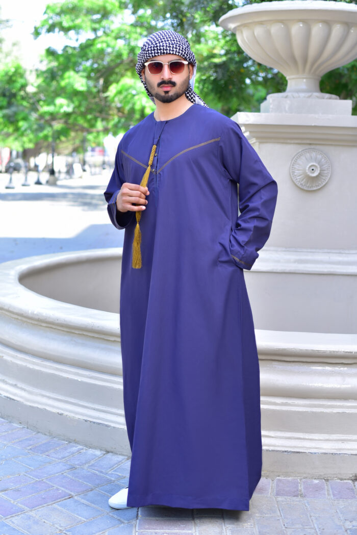 Emirati Thobe
