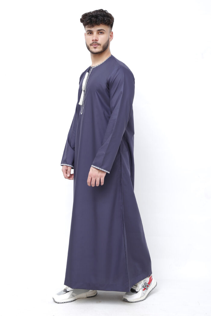 Omani Thobe