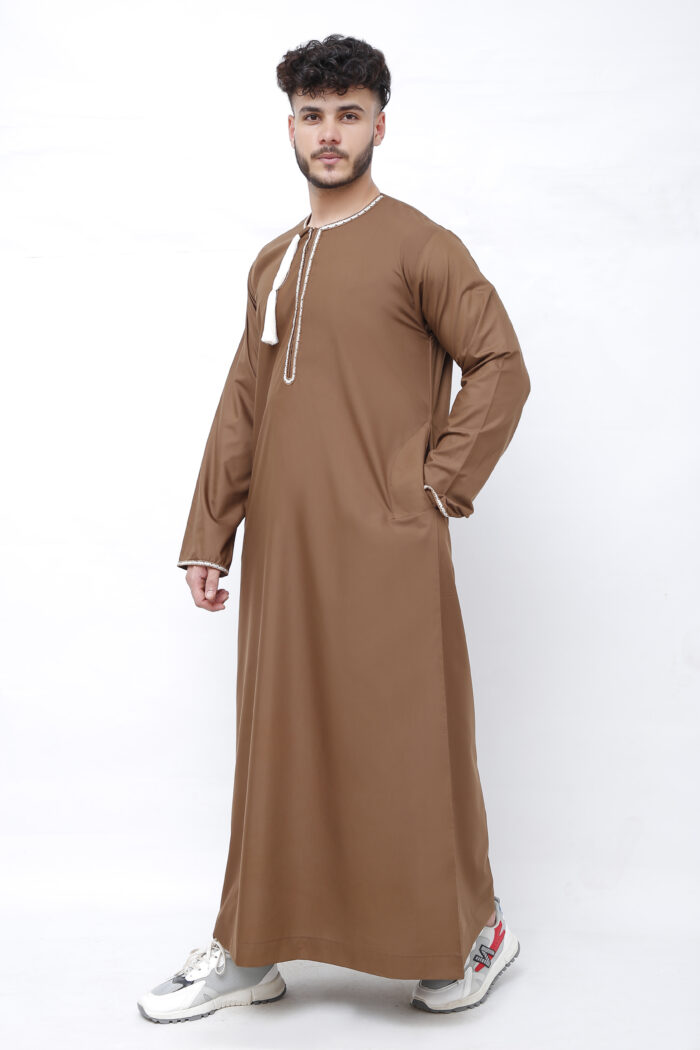 Omani Thobe
