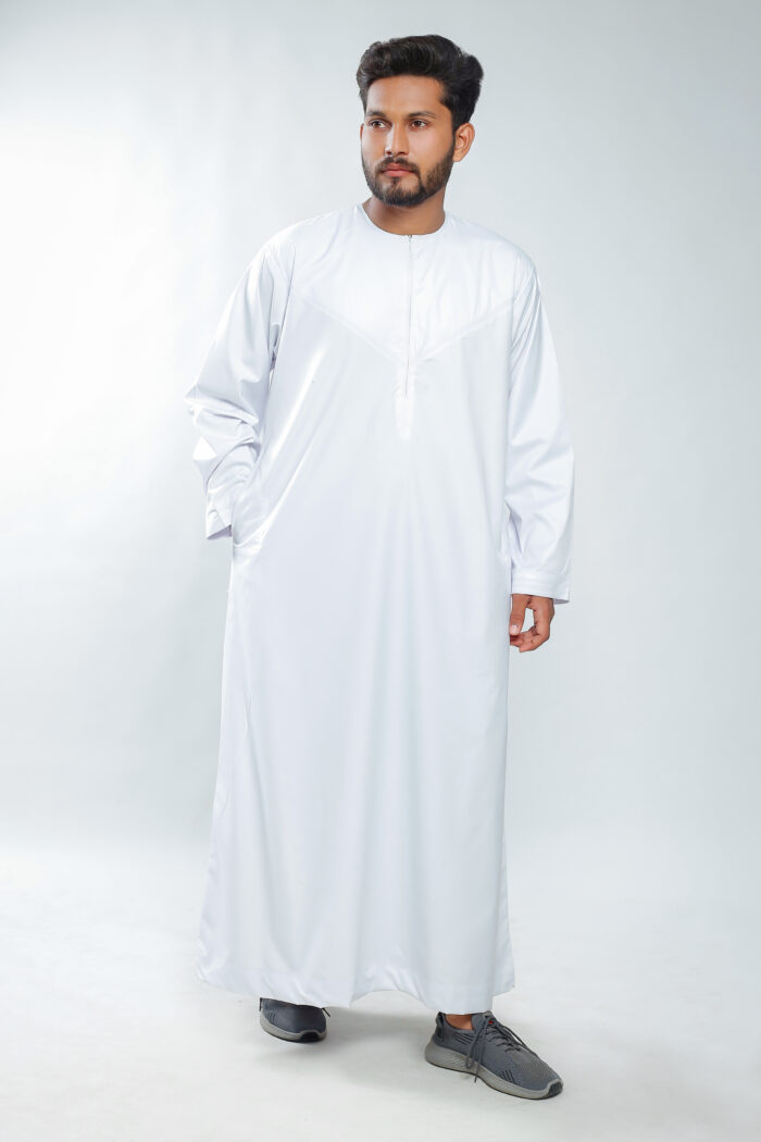 Omani Thobe